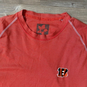 Tommy Bahama Cincinatti Bengals NFL Football‎ Sports Long Sleeve Shirt L/XL